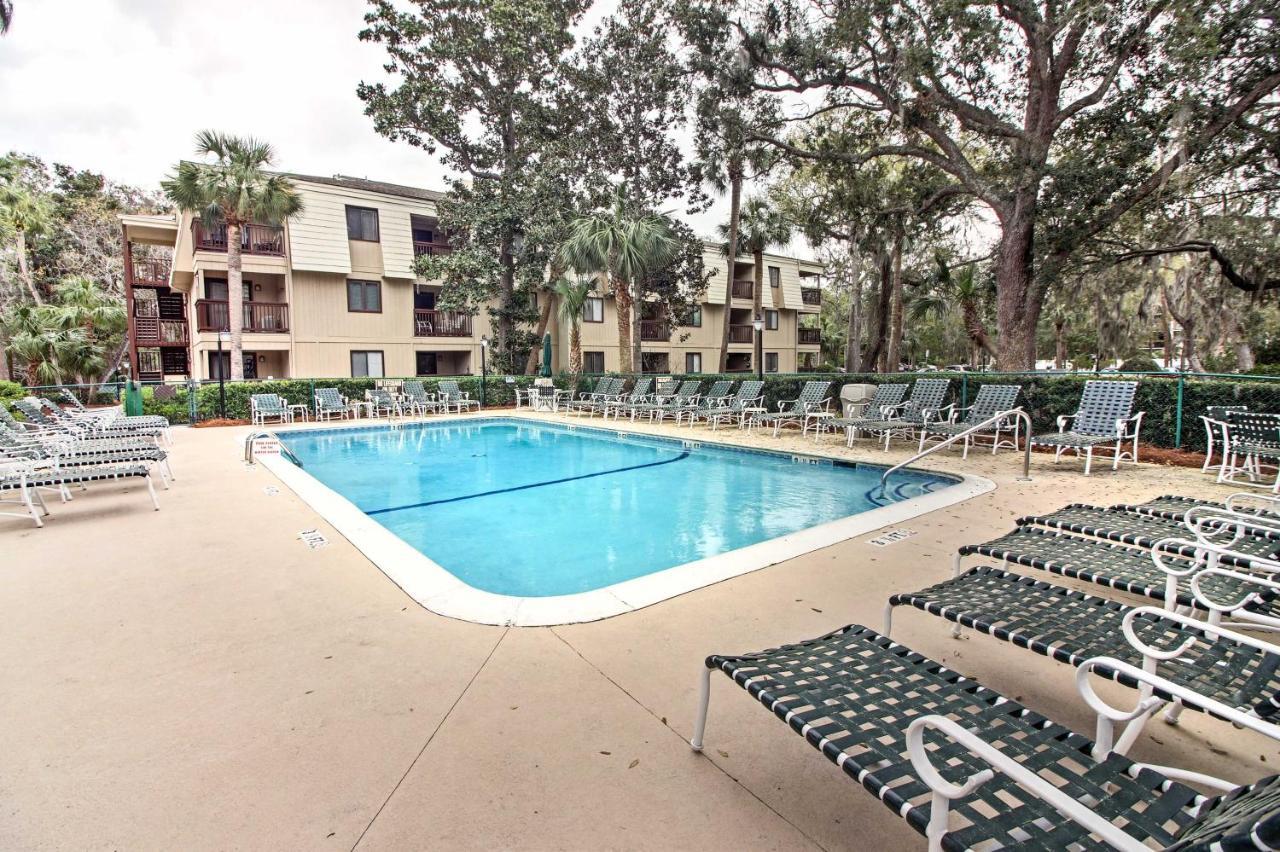 Hilton Head Condo With Covered Balcony And Pool Access 힐튼 헤드 아일랜드 외부 사진